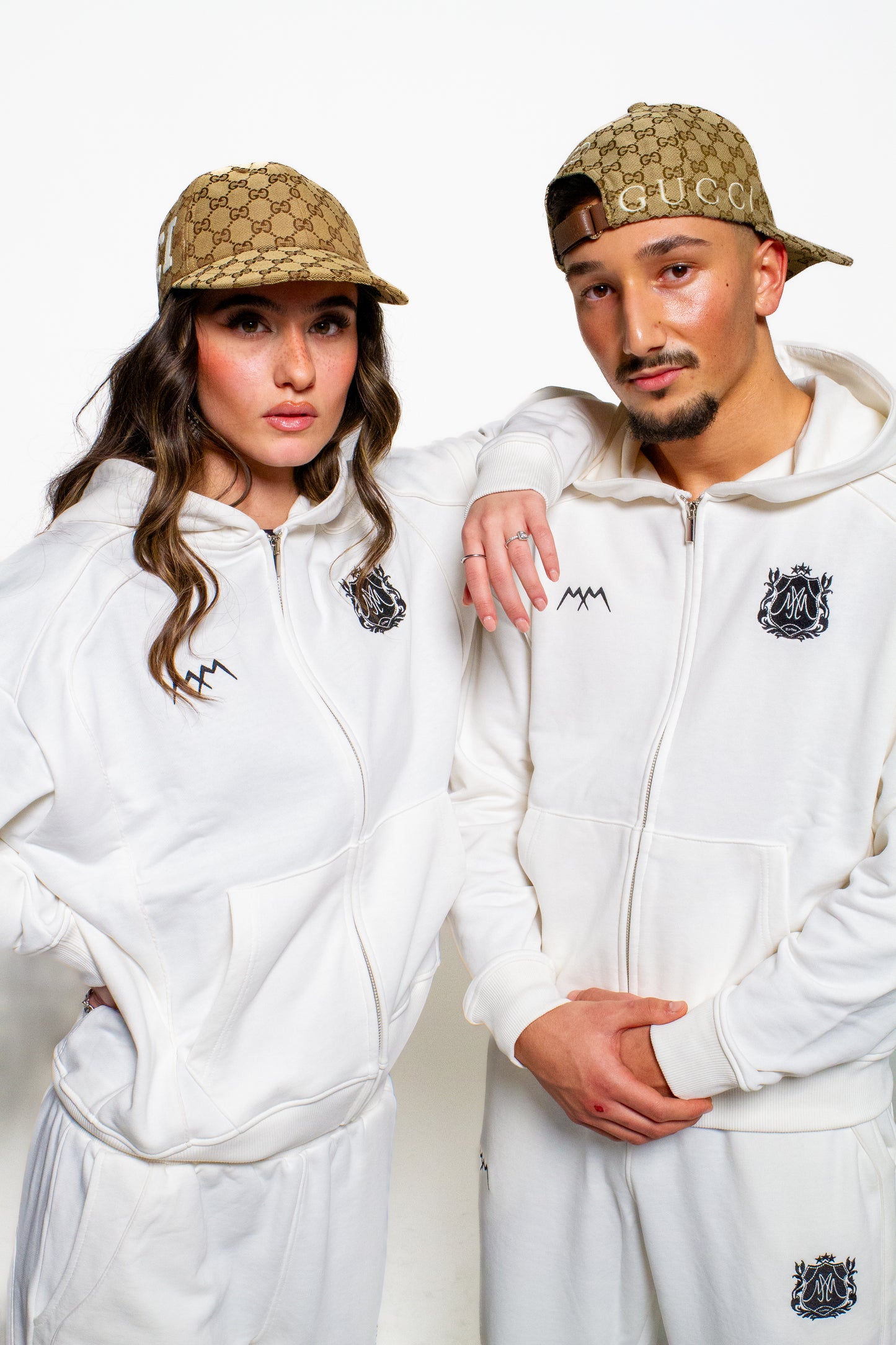 ZIP HOODIE WHITE